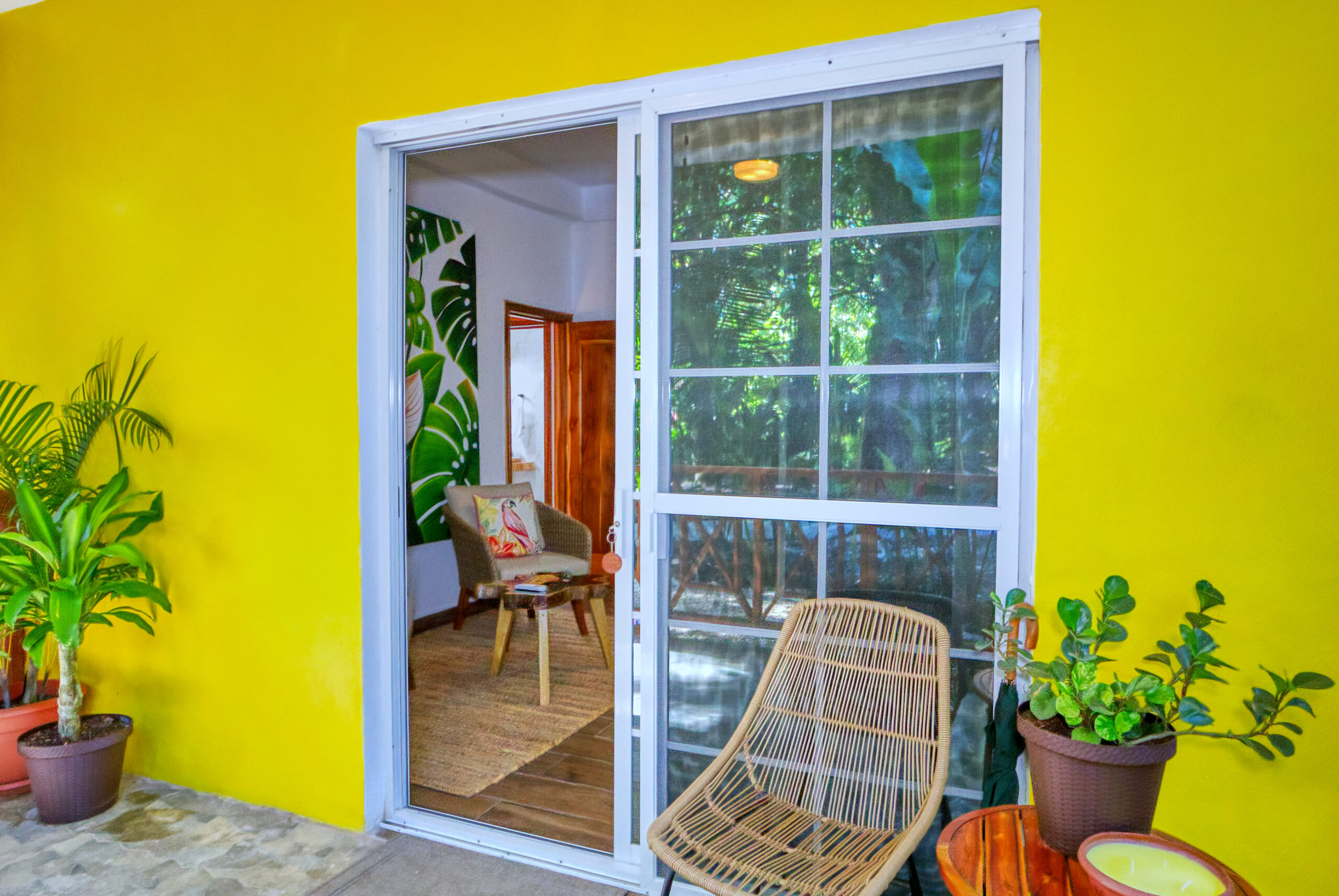 Book Your Belize April Getaway