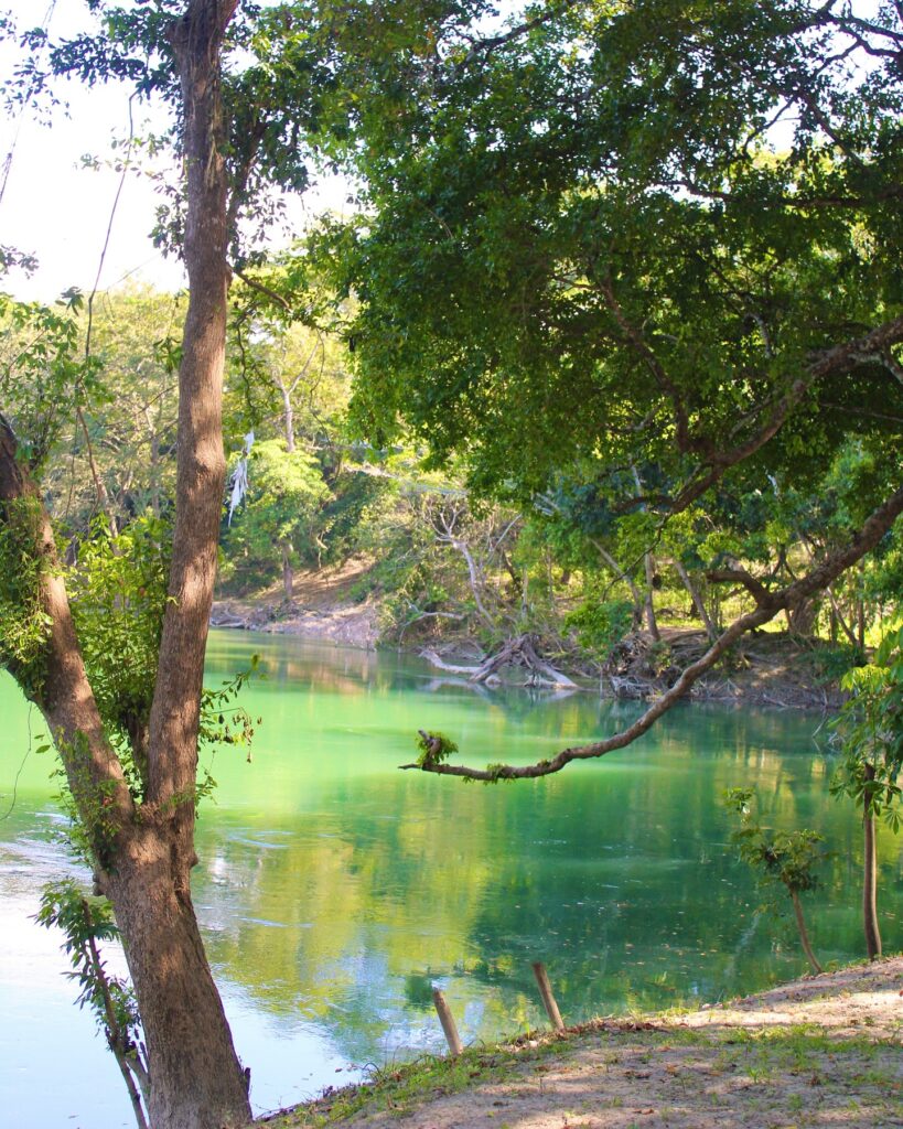  best rivers to kayak Belize