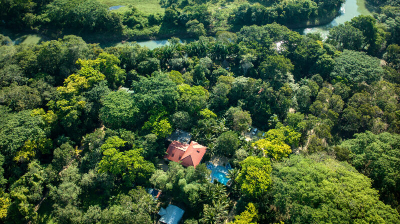  Villa Massis Maya tours