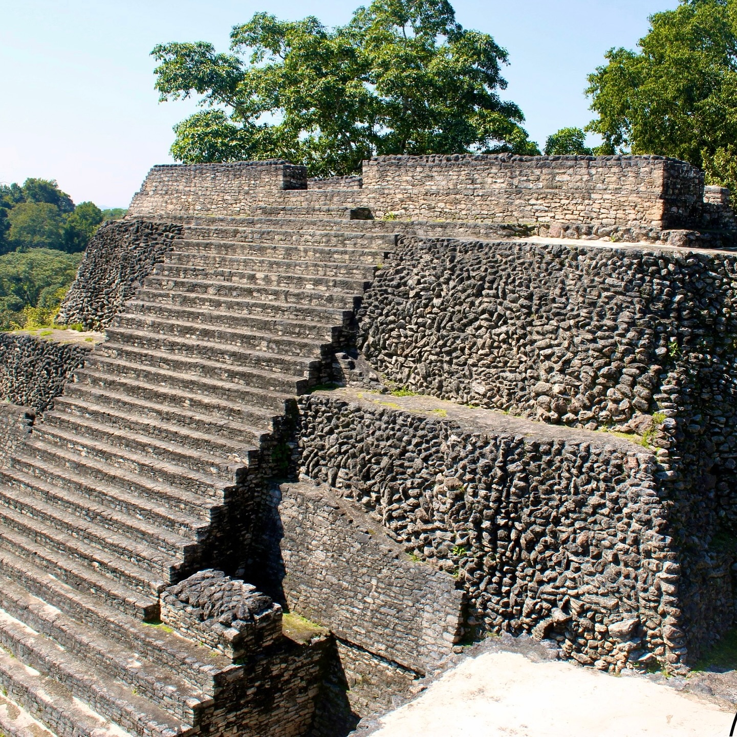 Image from villamassis.com