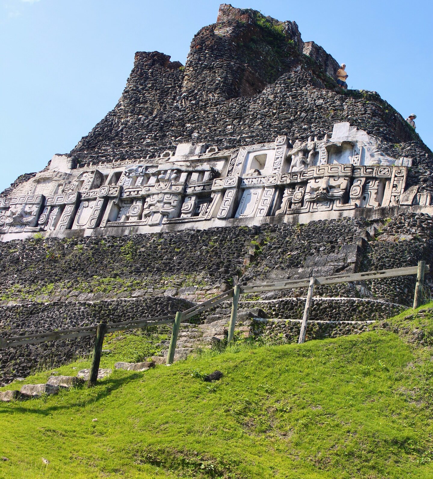 Image from villamassis.com