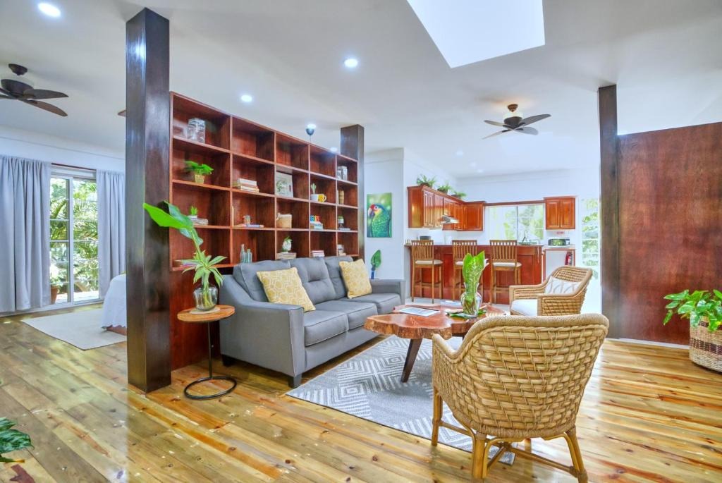 How to Spend Christmas Vacation in Belize