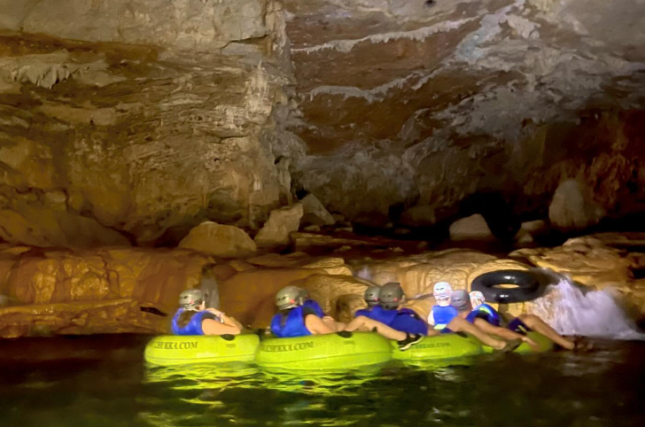 Belize family activities