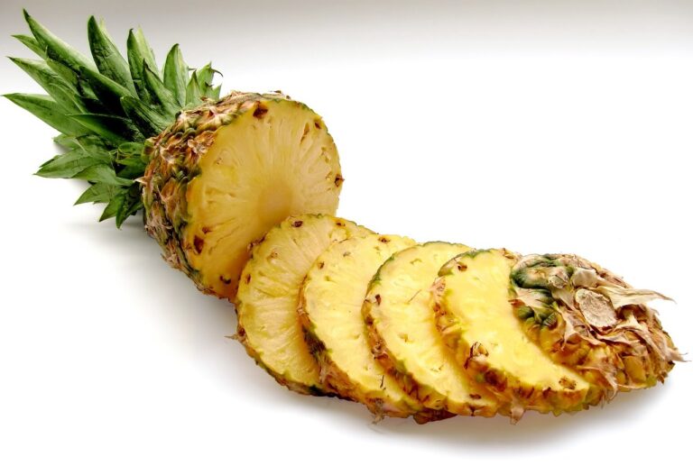 Top Fruits to Savor in Belize