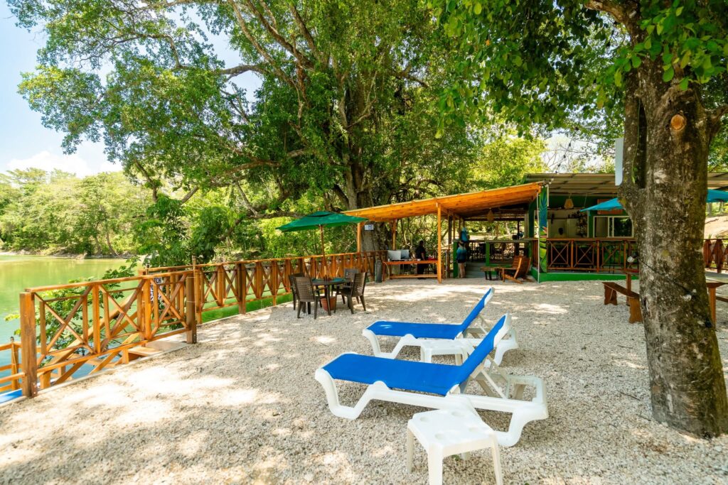 restaurants near San Ignacio
