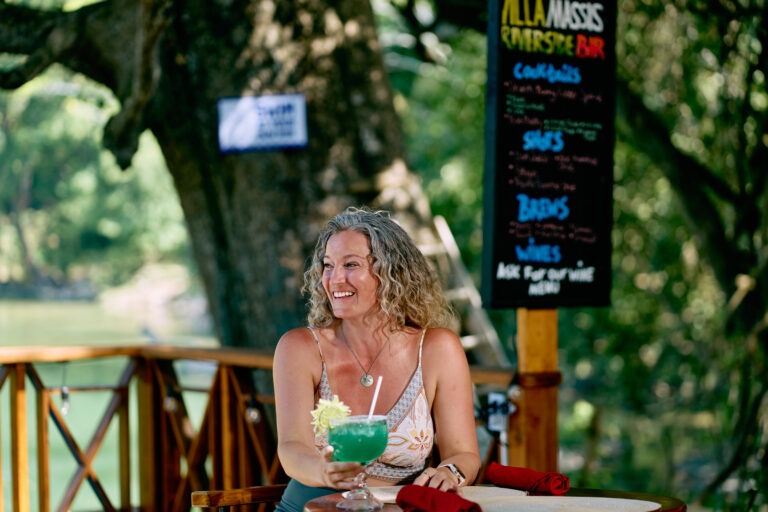 riverside restaurants Belize