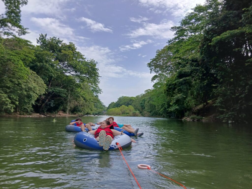 best places to stay Belize