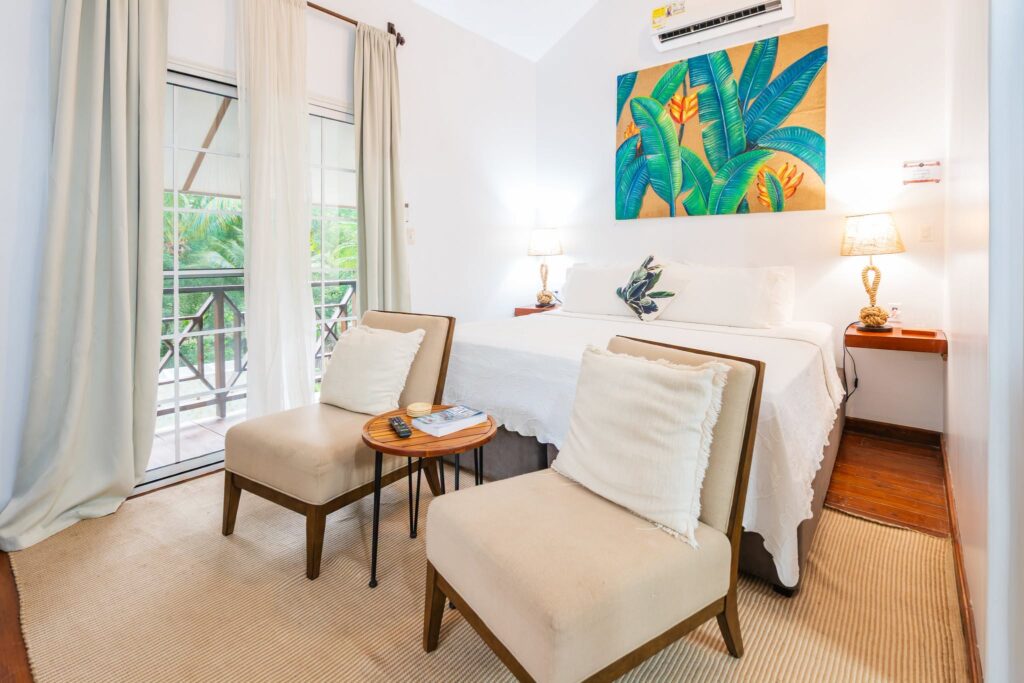 luxury jungle villas Belize